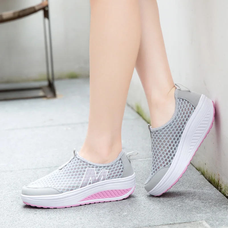 Women Mesh Flat Shoes Sneakers Women Swing Wedge Hollowed Out Slip-on Shoes Women Platform Breathable Lightweigt Vulcanization