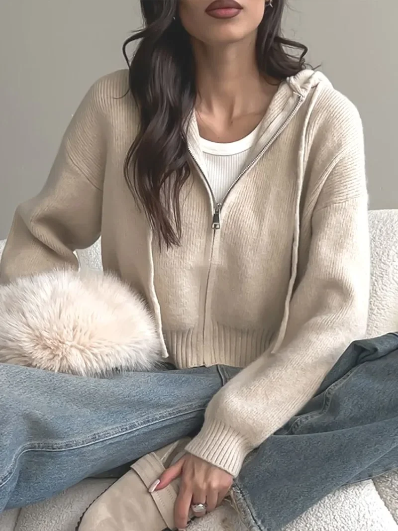 

Autumn Knitted Women's Short Cardigan with Zipper Gray Winter Sweater Casual Cute Vintage White Cardigan for Women with Hood