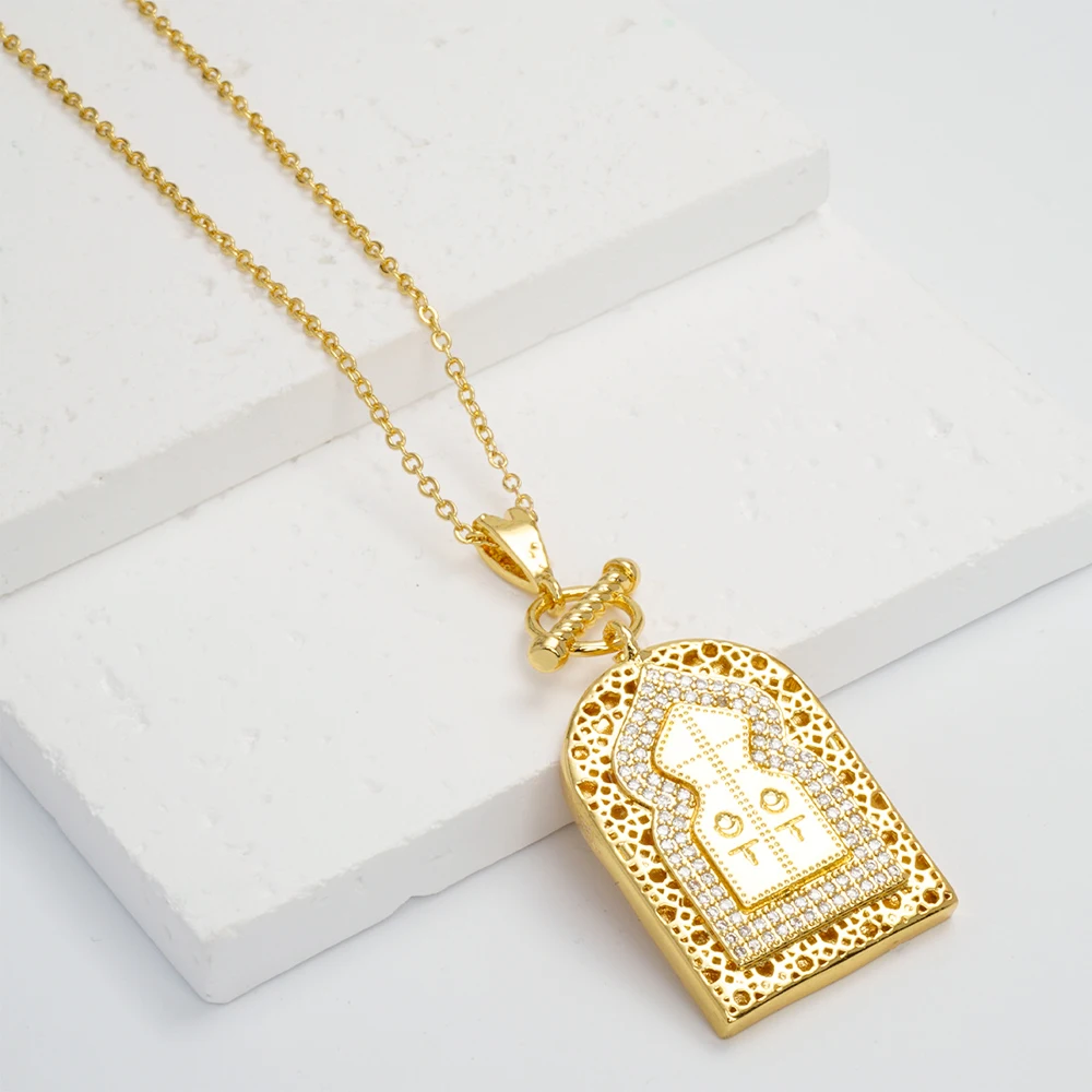 

Middle East Jewelry Fashion Zircon Necklace Pendant Exquisite Arab Luxury Gold Color Necklace Simple Classic Jewelry Daily Gift
