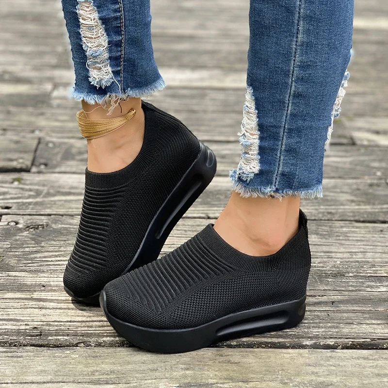 Damen Wohnungen Turnschuhe Frühling Herbst Mesh atmungsaktive Wanderschuhe bequeme leichte gestrickte Plattform Turnschuhe weiße Schuhe