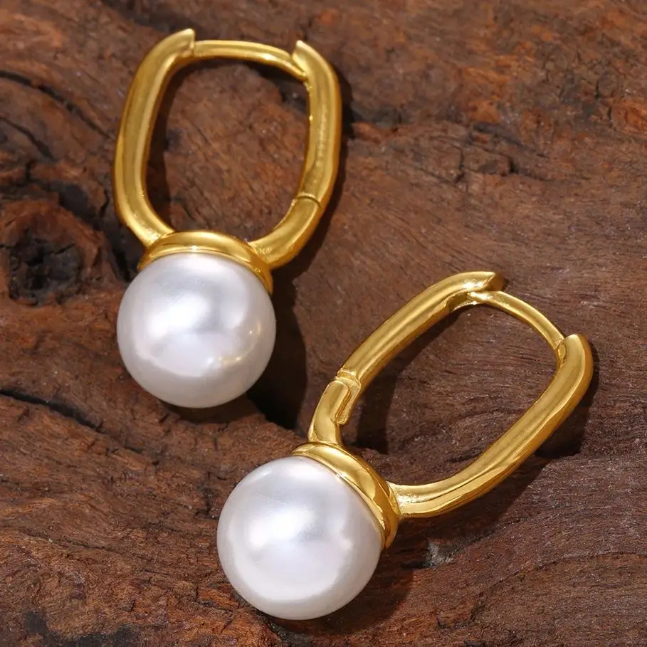 Nivora تقليد اللؤلؤ جولة انخفاض القرط 316L الفولاذ المقاوم للصدأ استرخى أقراط للنساء موضة مقاوم للماء النساء المجوهرات