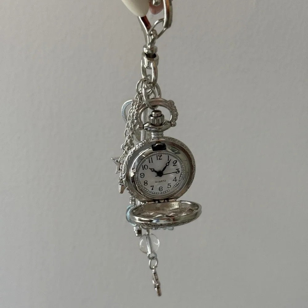 Keychain Design Hollow Heart Pocket Watch Couple Gift Vintage Look Steampunk Clock Fashion Style Hollow Heart Watch Chain