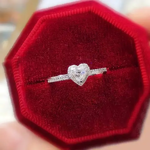 Huitan AA Heart Cubic Zirconia Wedding Rings for Women Luxury Silver Color Proposal Engagement Ring Temperament Ladies Jewelry