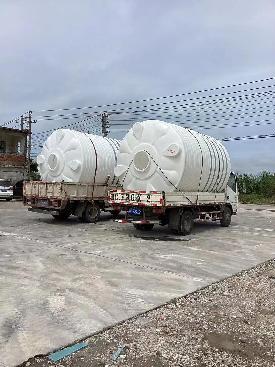 

Fujian PE plastic bucket, add medicine box water