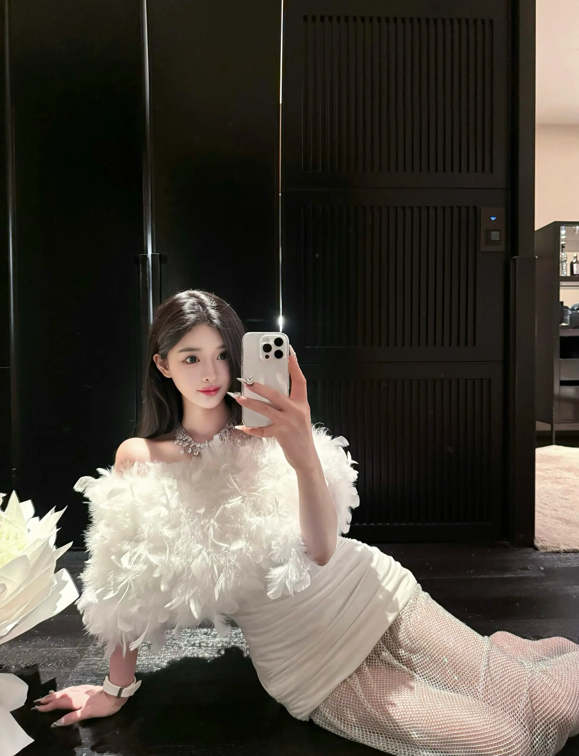 

Элегантная накидка из натуральных страусиных перьев и меха, премиум-качество, пушистая женская накидка для стильного образа