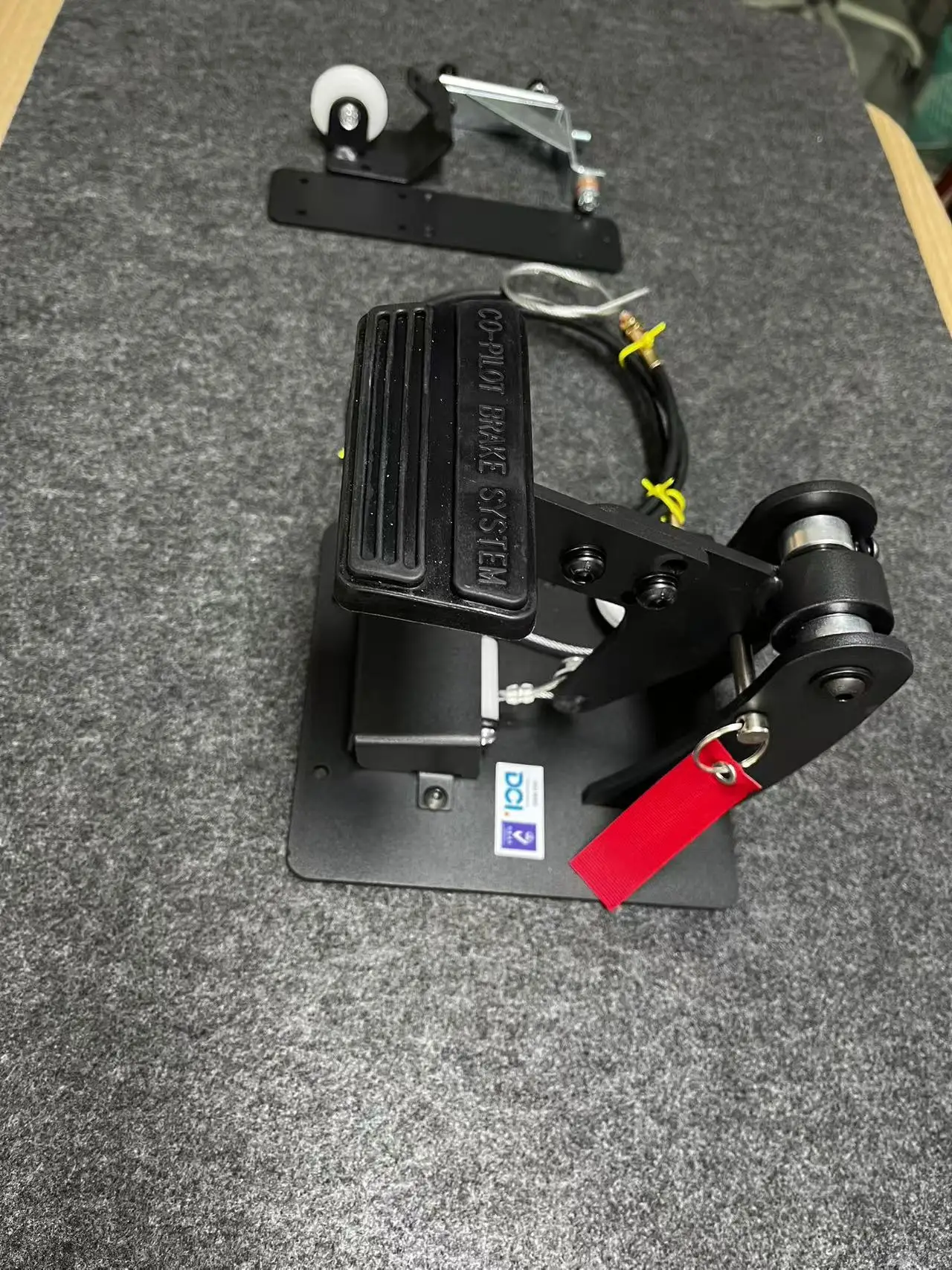 Passenger Side Dual Control Instructors Brake Pedal Dual Brake Pedals for Driving School Training Equipment