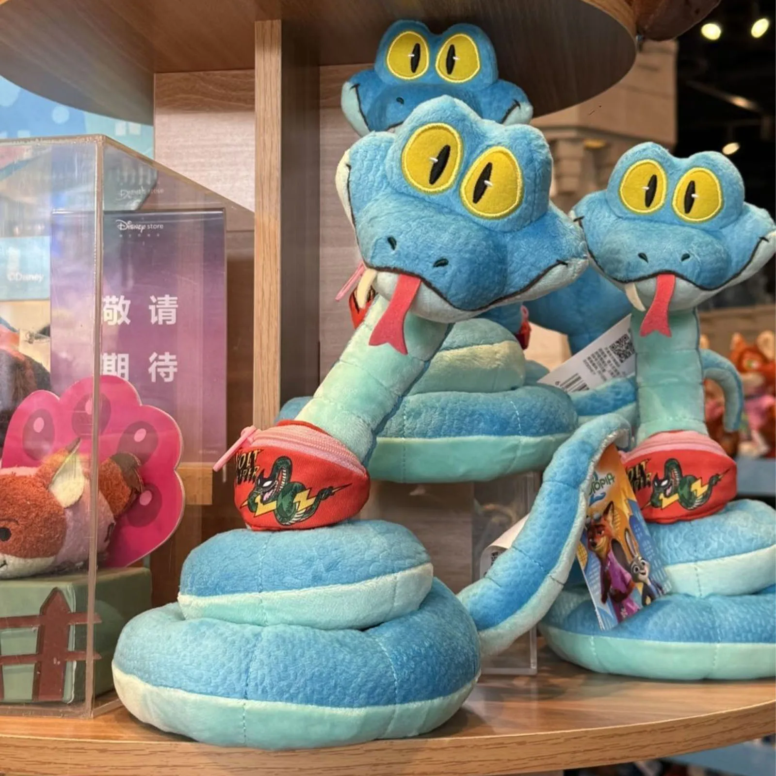 

Плюшевая игрушка Zootopia 2 Gary De'Snake — подушка-фигурка аниме, настольное украшение и модный праздничный подарок для фанатов