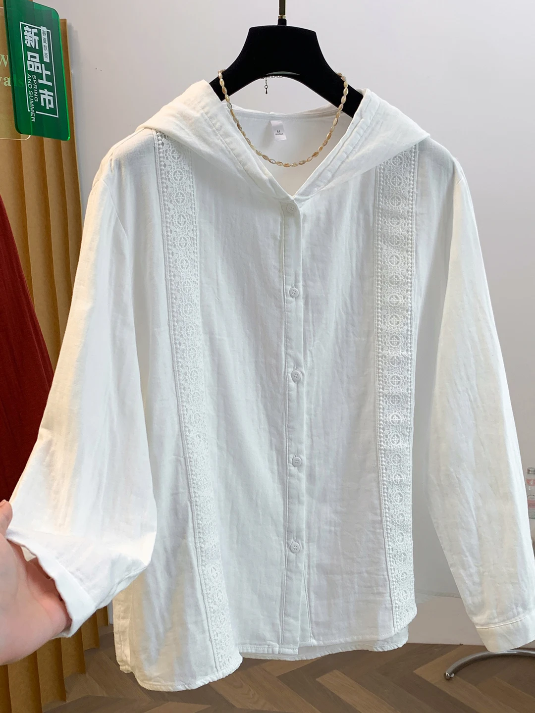 New 2026 Autumn Loose Casual Long Sleeve Cotton Shirt with Hollow out Lace Detail Brand 25-29 Years Old Ladies Fashion