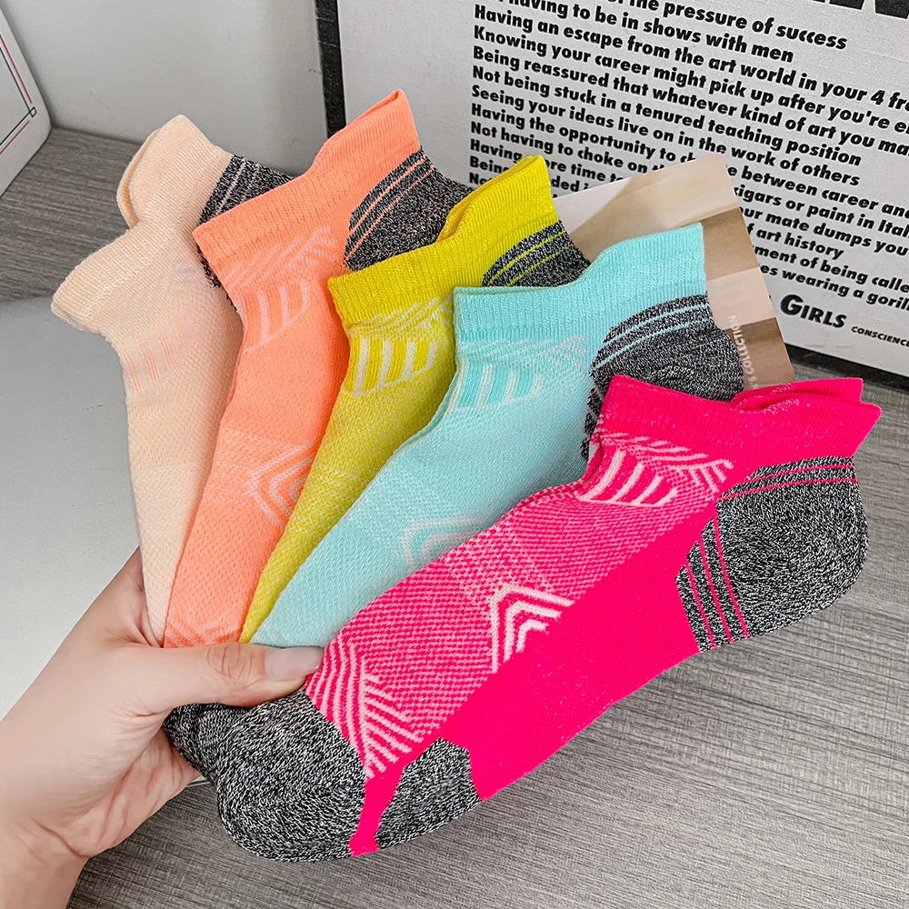 

5/10 Pairs Cool Stripe Pattern Women Men Boys Girls Unisex Couples Sports Socks Invisible Socks Spring Summer Holiday Gifts