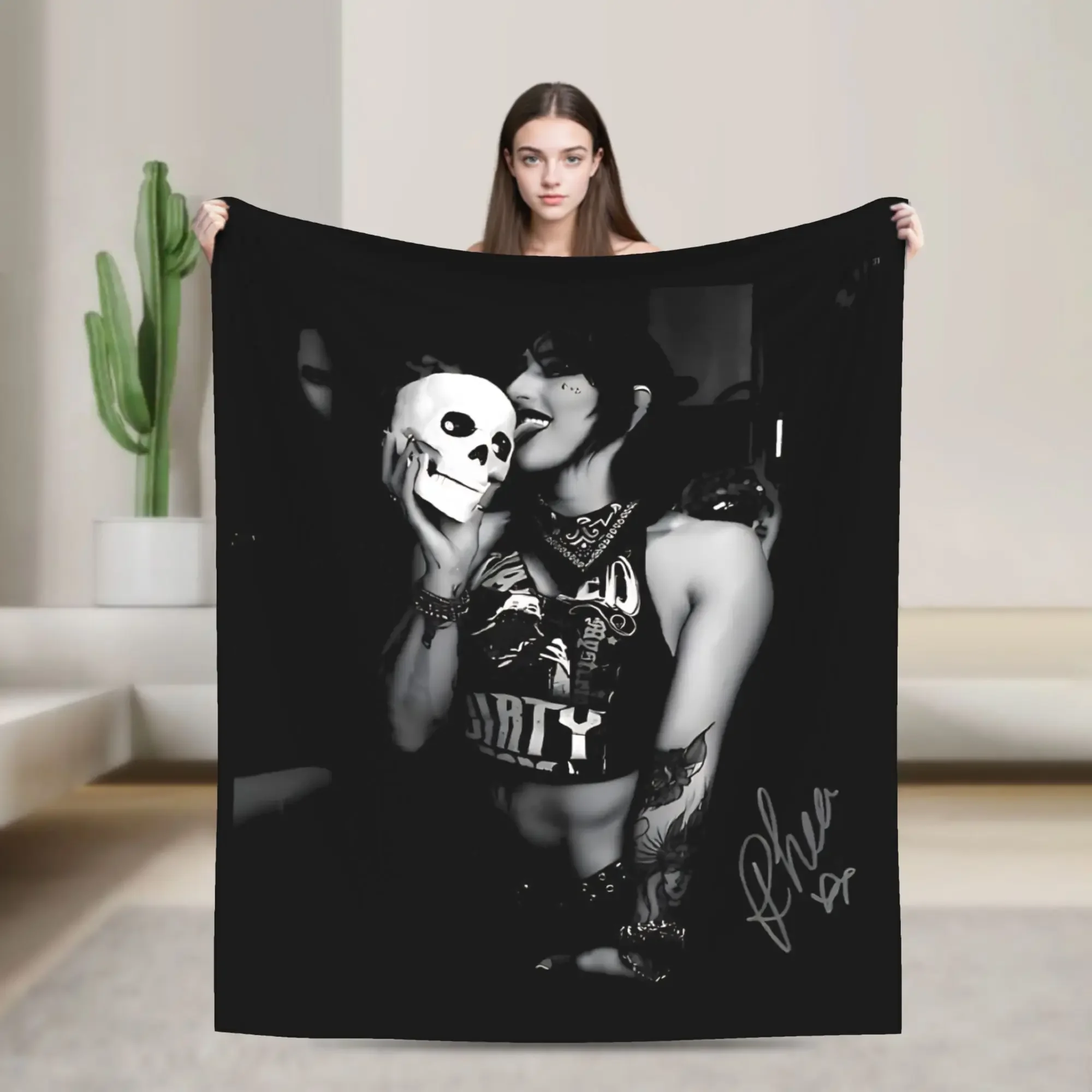 

Плюшевое одеяло-плед Rhea Ripley Skull Wrestling: Мягкое, теплое, комфортное фланелевое покрывало для спальни или пикника