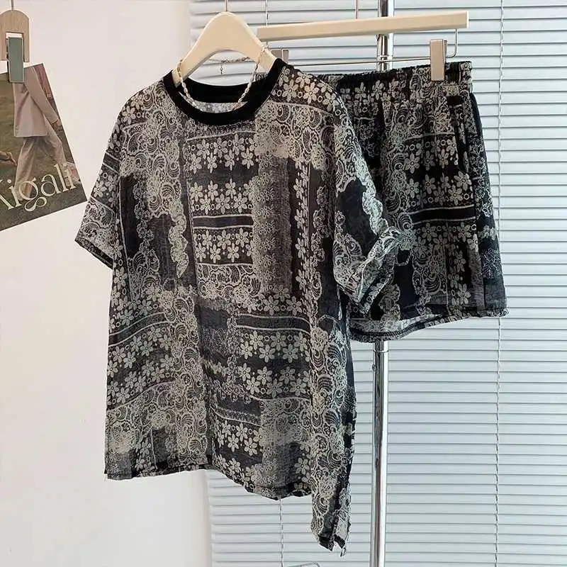 

Summer Printed Shorts 2 Pieces Set Round Neck Short Sleeved T-shirt Elastic Waist shorts Matching Sets American Women's Suit