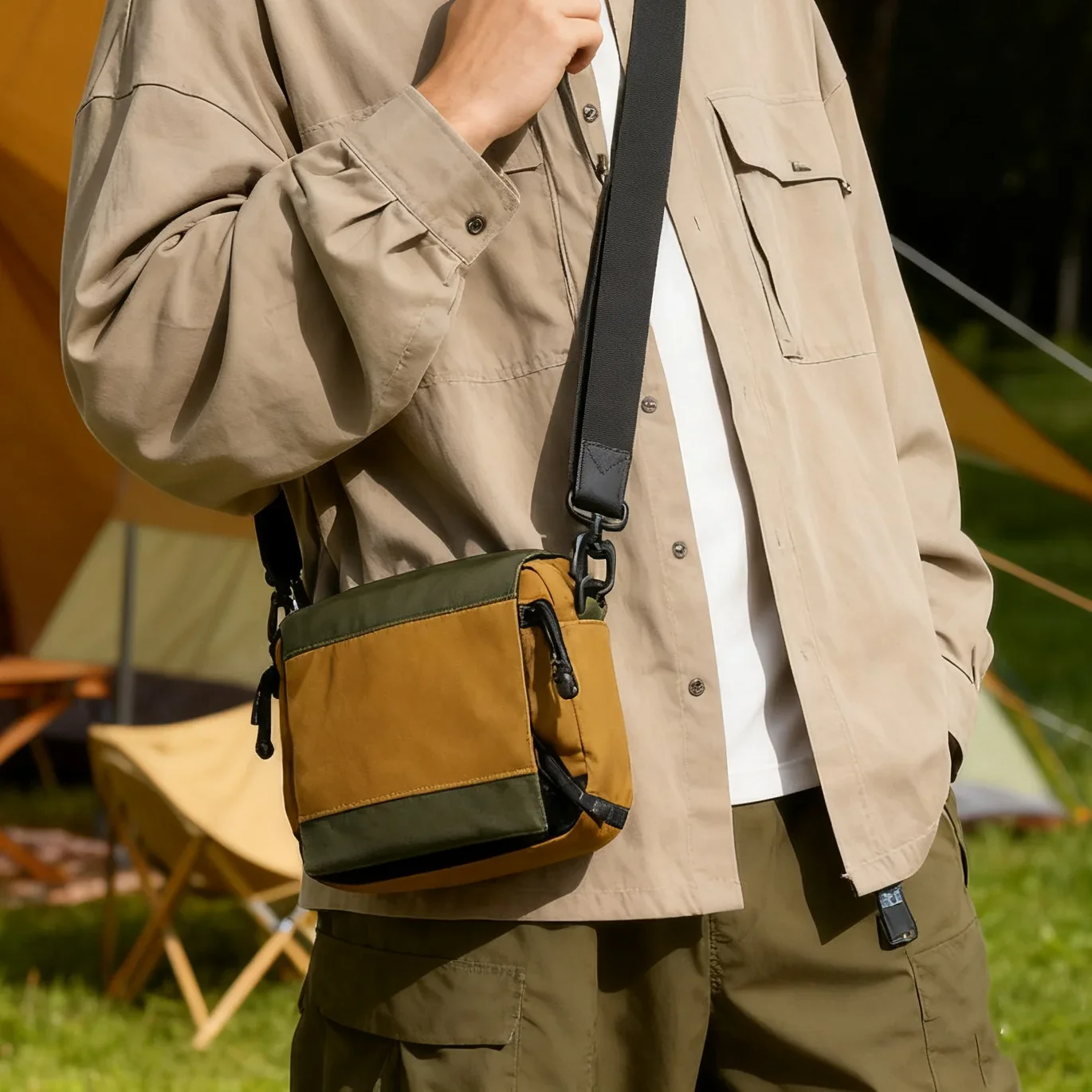 

Adjustable Waterproof Mini Crossbody Waist Bag for Men Lightweight Sports Travel Shoulder Bag with Mobile Phone Compartment