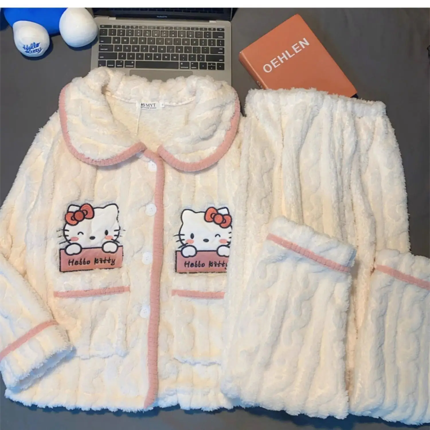 Ensemble de pyjama en velours à manches longues Sanrios Hellokitty Sweet Girl, dessin animé Kawaii, vêtements de maison décontractés, épais, mignon, automne, hiver