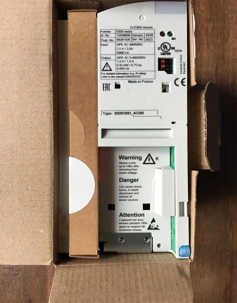 

Совершенно новый E82EV113-4C040 E82EV113-4C200 E82EV152-4C200 E82EV222-4C200 E82EV551-4C200 Гарантия один год