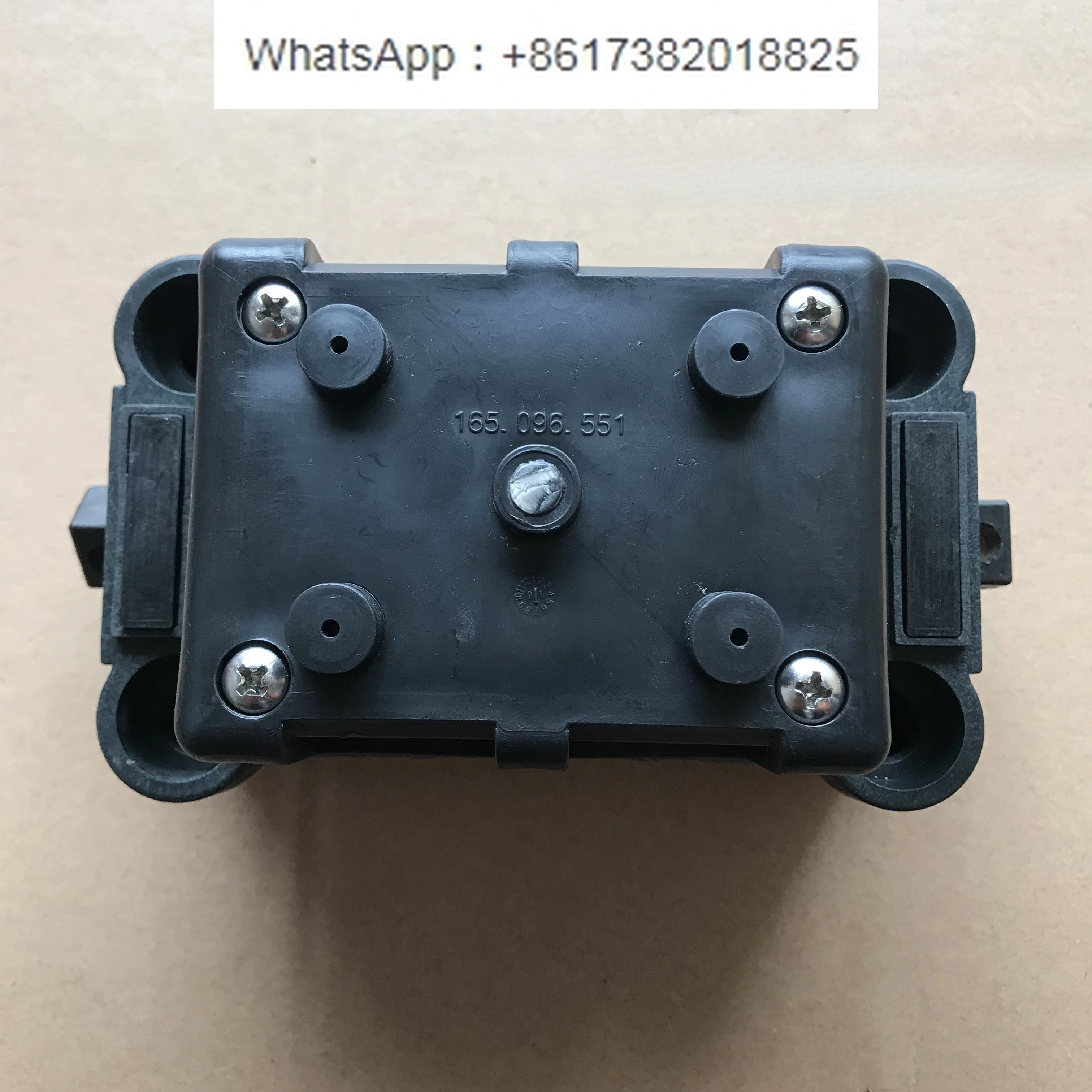 Pneumatic diaphragm pump accessories 1 inch 2 inch 3 inch plastic pump air valve assembly air valve 031-140-000