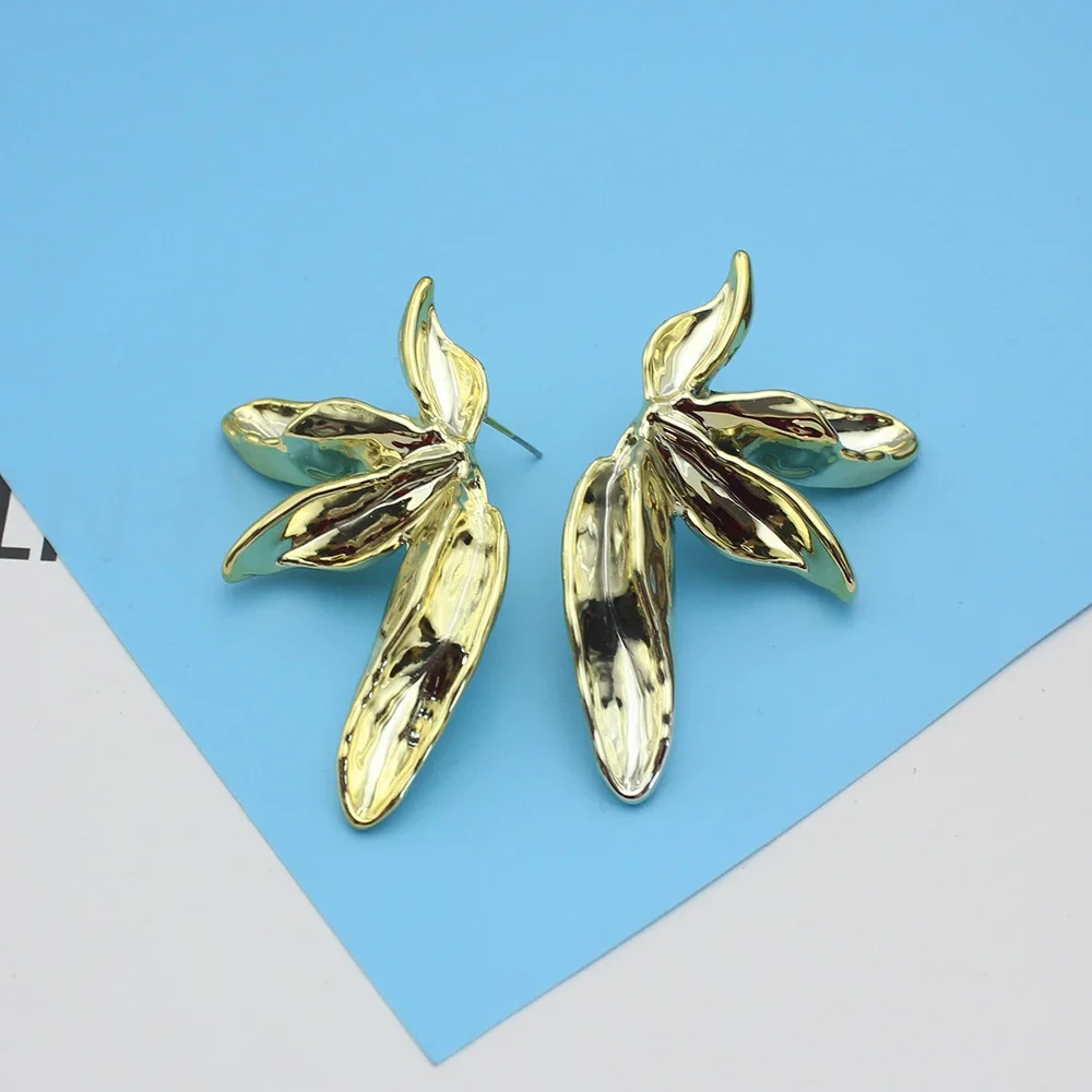 Irregular Big Petal Flower Golden Drop Earrings for Women Simple Exaggerated Temperament CCB Smooth Creative Jewelry Girl Gift image 5