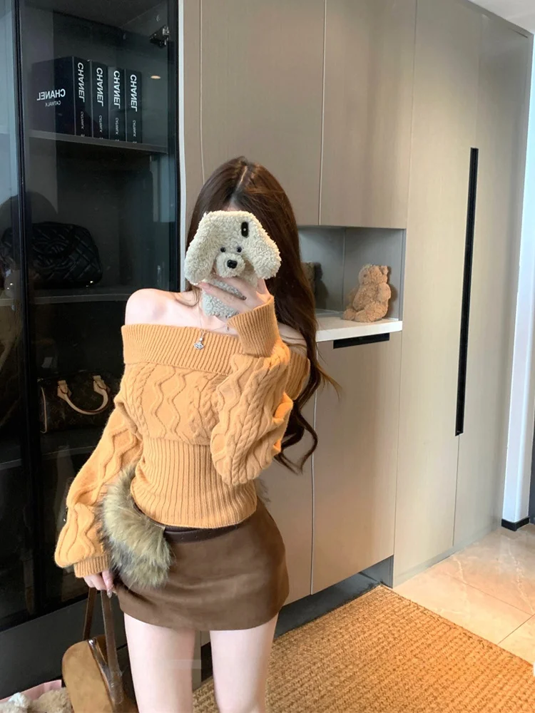 

Spring 2026 Pure Desire Sexy One-oulder Long Sve Knitted Sweater Women's Slimming Twist Waist Faionable Top