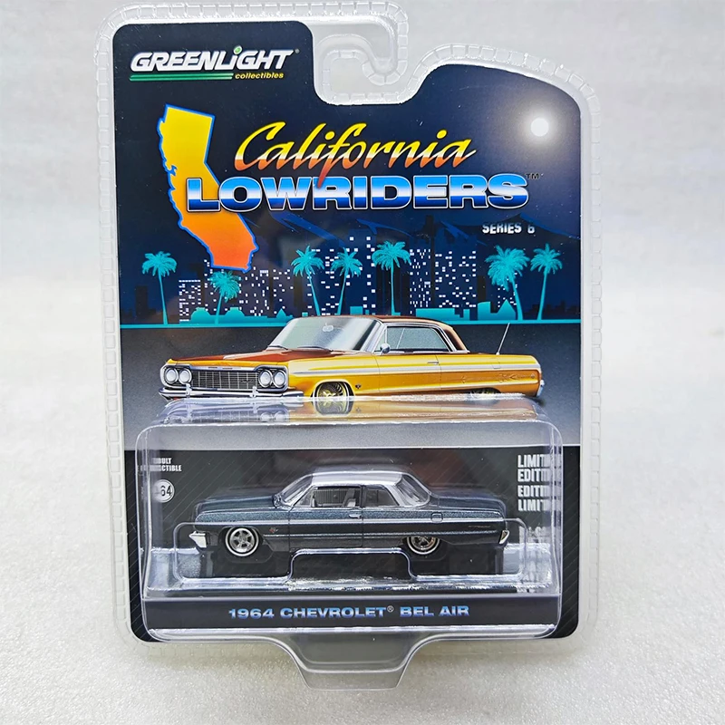 Green light 1:64 California low-profile series 1976 Eldorado convertible Ram2500 simulation alloy car model children\'s toy gift