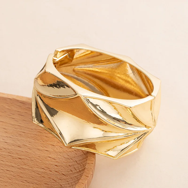 Exaggerated Heavy Metal Irregular Spring Bracelets for Women Vintage Geometric Big Chunky Wide Cuff Bangles Hip Hop Punk Jewelry