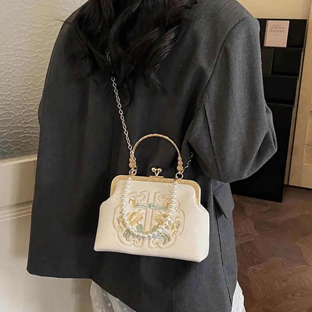 

Women's Chinese Embroidered Kiss-Lock Clutch Bag Pearl Handle Chain Strap Retro Handbags Daily Party Wedding Shoulder Bags 2026