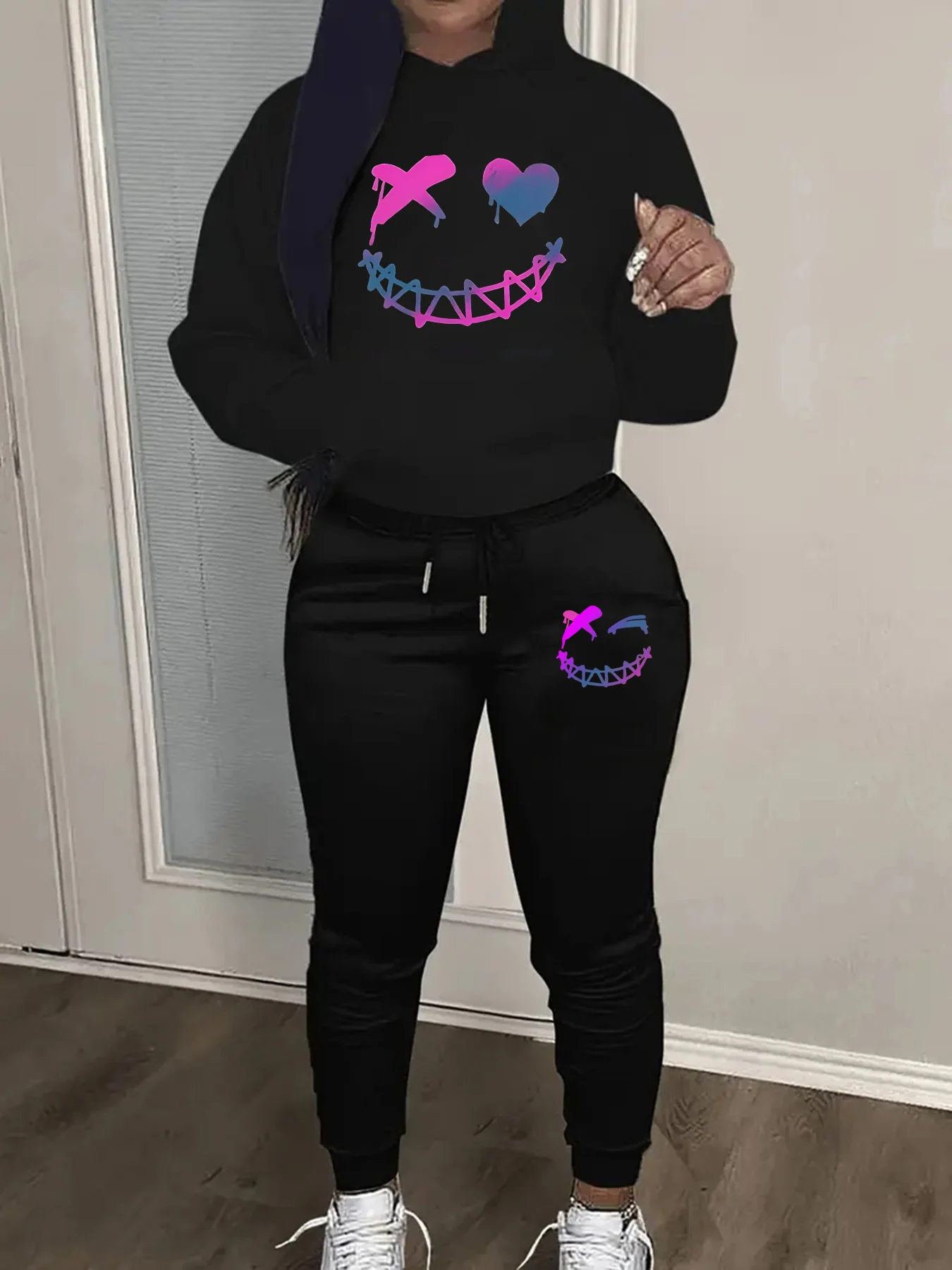 

Женская осенне-зимняя модная повседневная толстая теплая толстовка с капюшоном и спортивные штаны с принтом улыбающегося лица