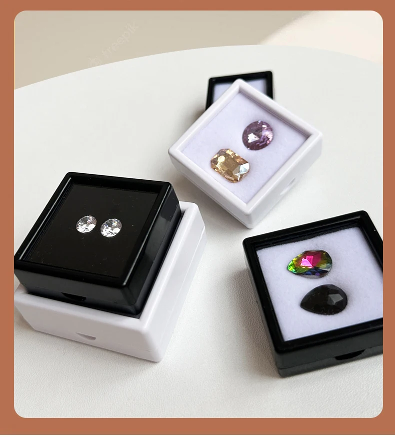 Lot of 70 Transparent Gem Display Box Top Glass Pendant Bead Charms Storage Jar Collection for Gemstone Diamond Holder Container