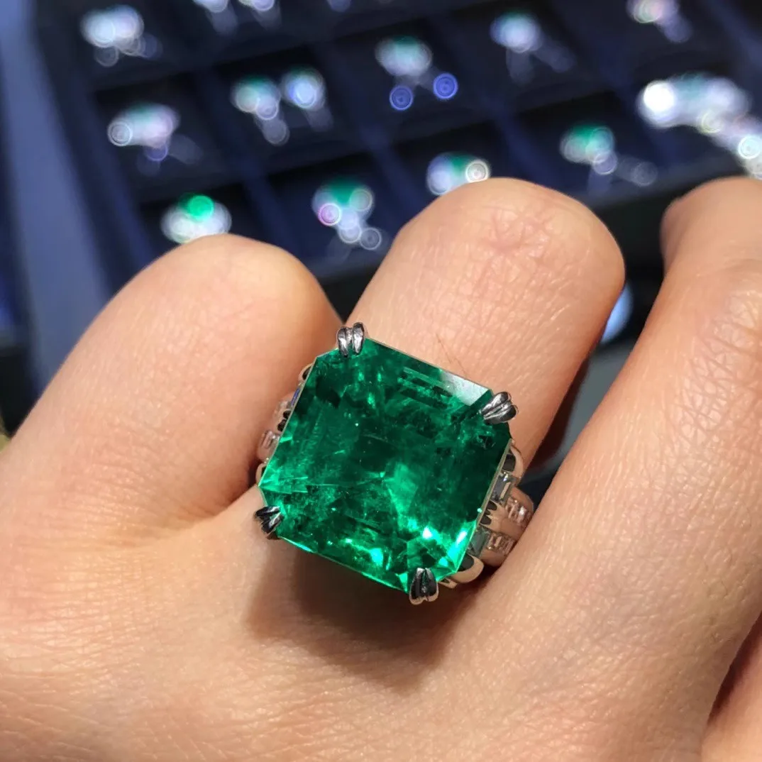 New Super Large Luxury 14*14mm Columbia Muzo Green Zircon Square Ring for Women's Ball Jewelry Gift MSR392