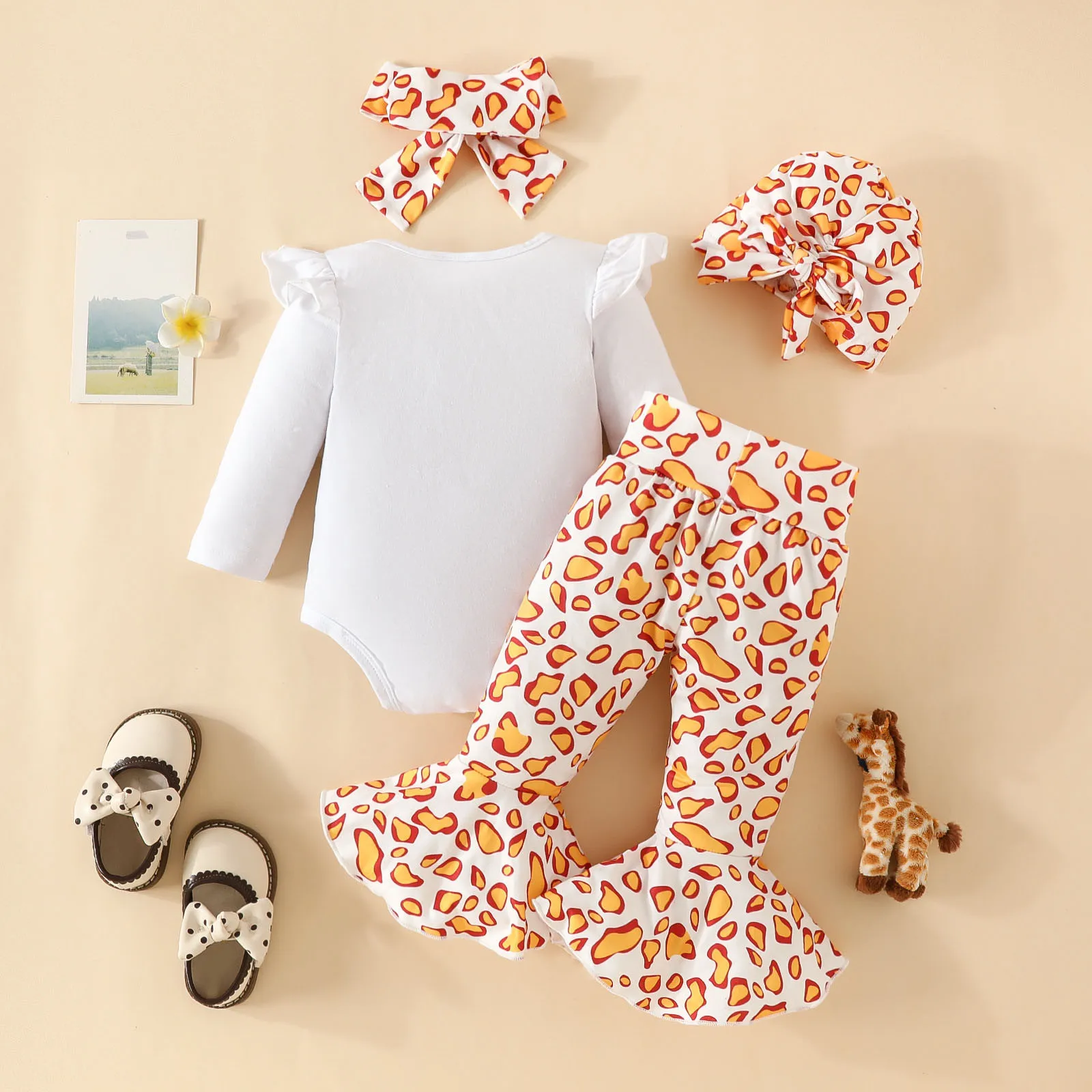 4Pcs Baby Girls Clothes Sets Long Sleeve Giraffe Letter Onesies Leopard Print Bell Bottoms Headband Hat Infant Suits 0-18 Months