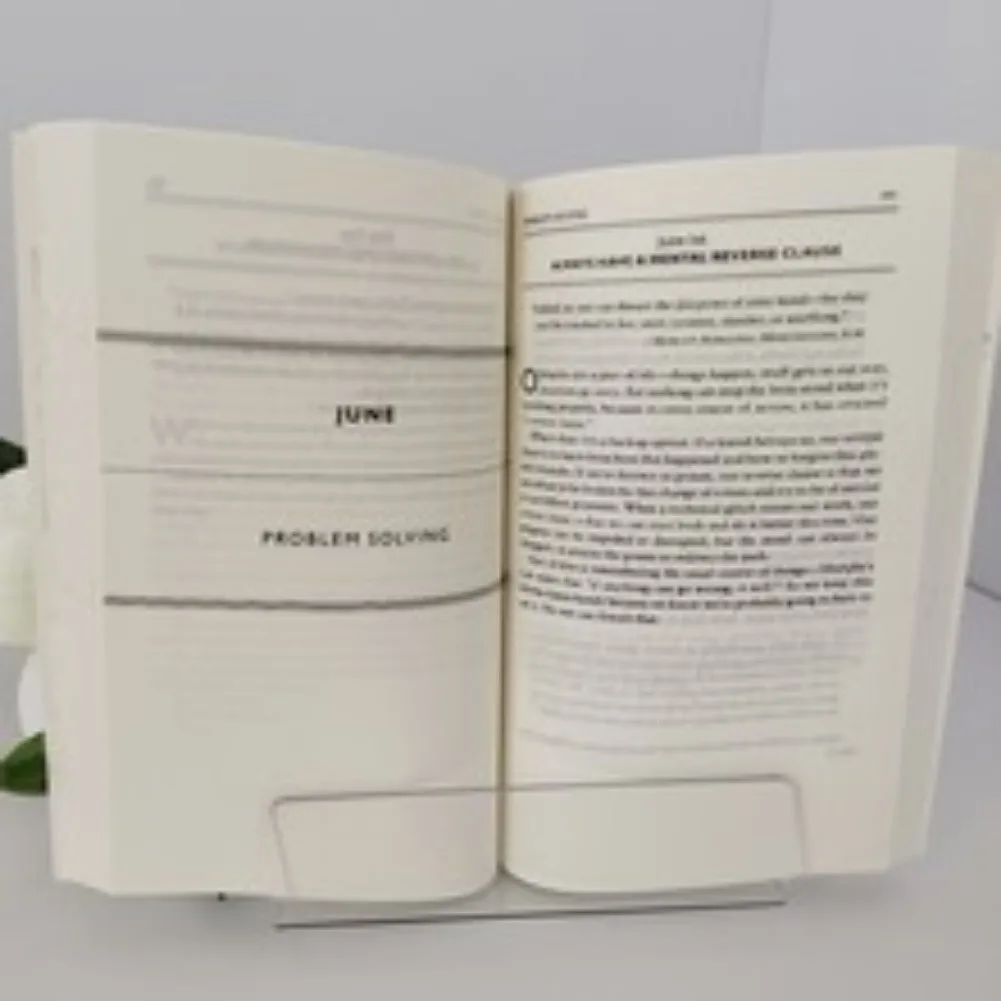 The Daily Stoic بقلم Ryan Holiday 366 Meditations on Wisdom Perseverance and the Art of Living Book Libros