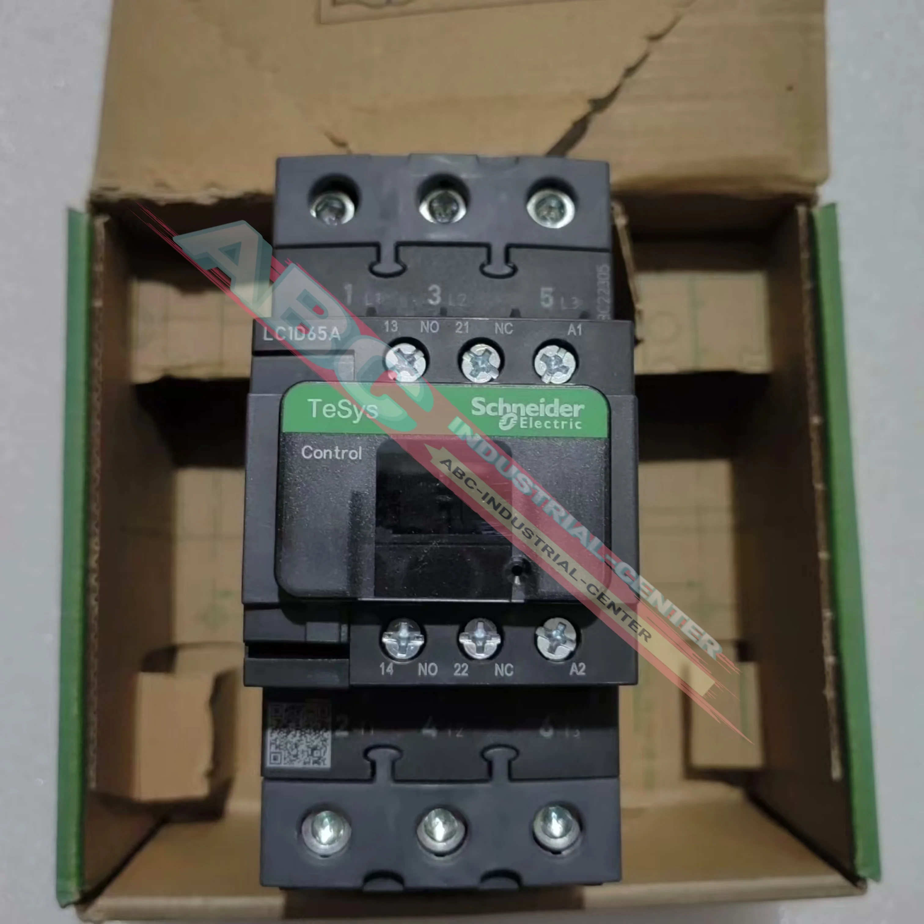 

модуль LC1D65AM7C TM3DI16 совершенно новый