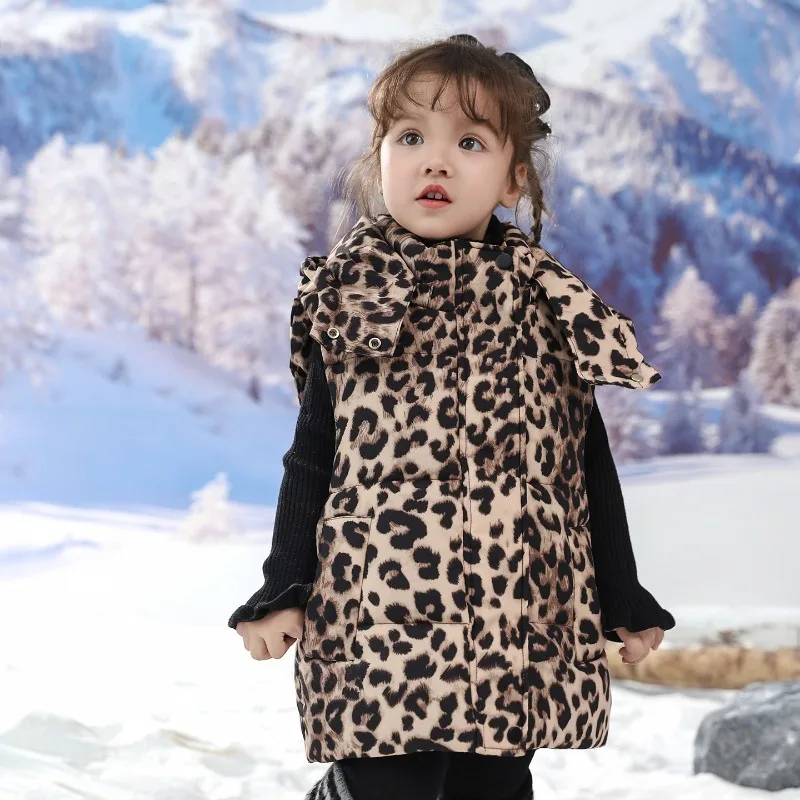 2026 Winter Junior Girls Waistcoat 2-8Yrs Kids Girls Leopard Sleeveless Jackets Plus Velvet Thick Warm Teens Girls Hooded Coats