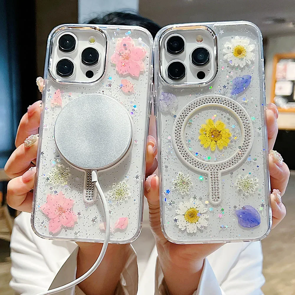 

Suitable for iPhone 16/15/14/13/12 Pro Max phone case, exquisite dry flower rhinestone (MagSafe magnetic version)