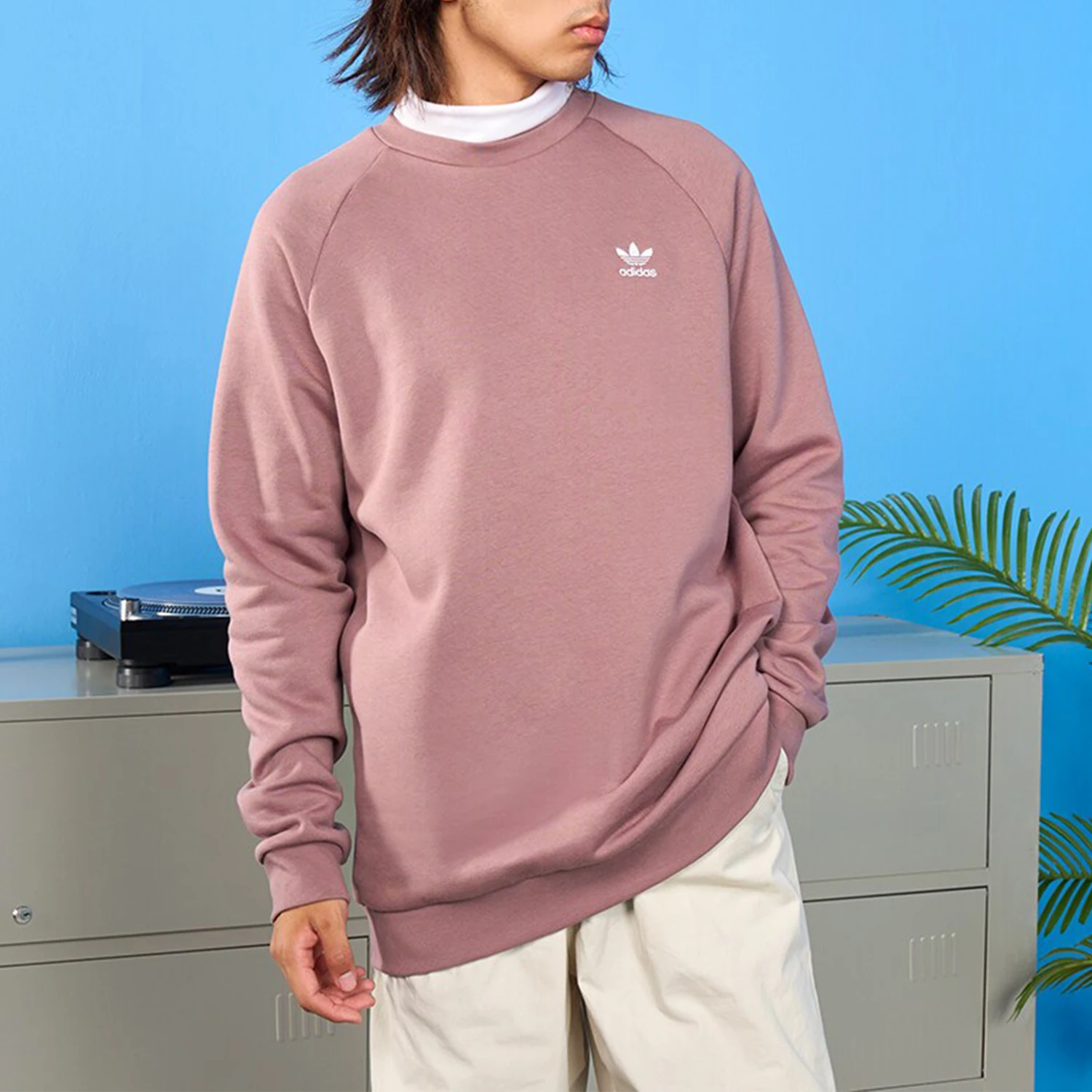 بلوفر رياضي مبطن بالصوف للرجال من أديداس أوريجينالز HJ7991 #1