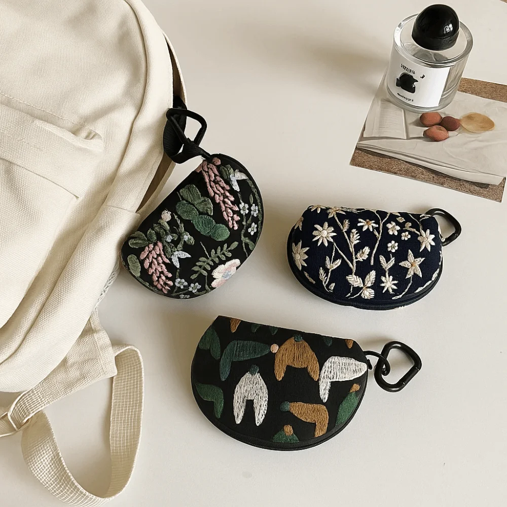 

Simple Cute Embroidery Storage Bag Flower Korean Style Earphone Bag Cotton Linen Card Holder Ethnic Style Coin Purse Student