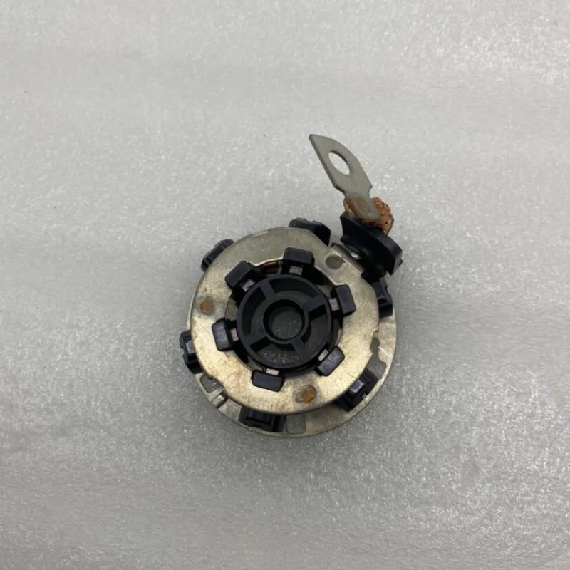 For Vw Bora Jetta Golf 7 Skoda Octavia Lavida Santana Lamando 18T Starter Motor Carbon Brush Holder Start Stop