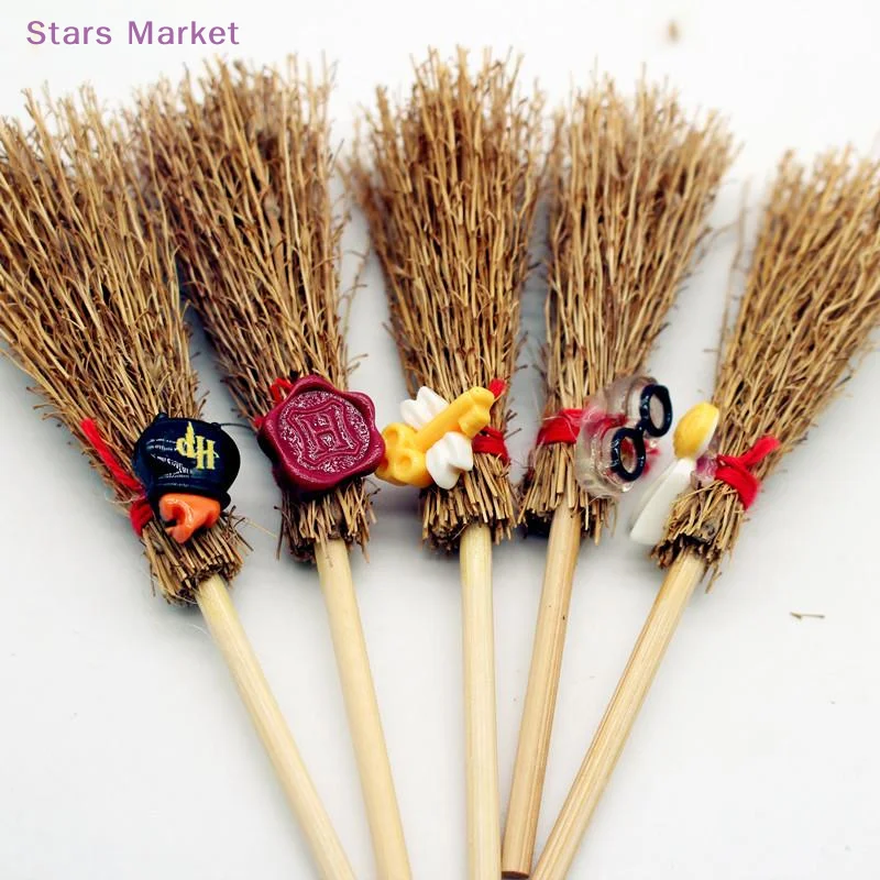 New 5Pcs Dollhouse Accessories Mini Straw s DIY Hanging Ornaments For Halloween Party Decoration Costume Props
