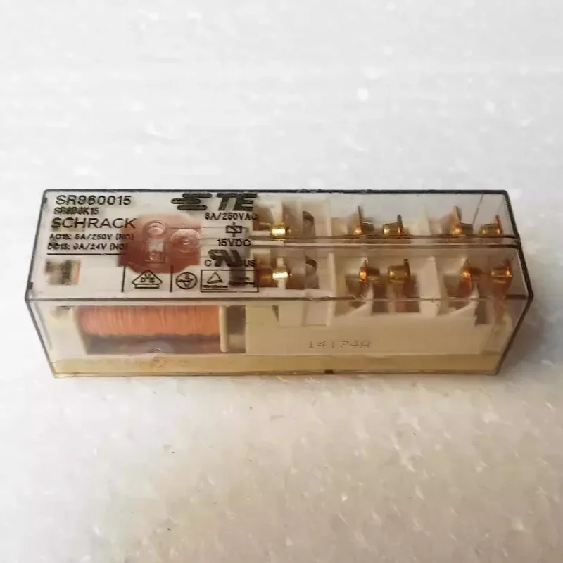 

（Second-hand）1pcs/lot 100% original genuine relay:SR960015 15VDC 8A safety relay