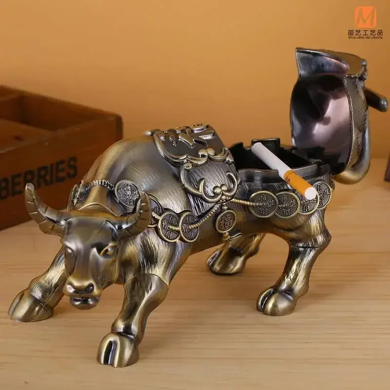 Creative Zinc Alloy Bull Ashtray Home Office Decorative Ashtray Windproof with Cover Cigar Ashtray Home Desktop Storage Box