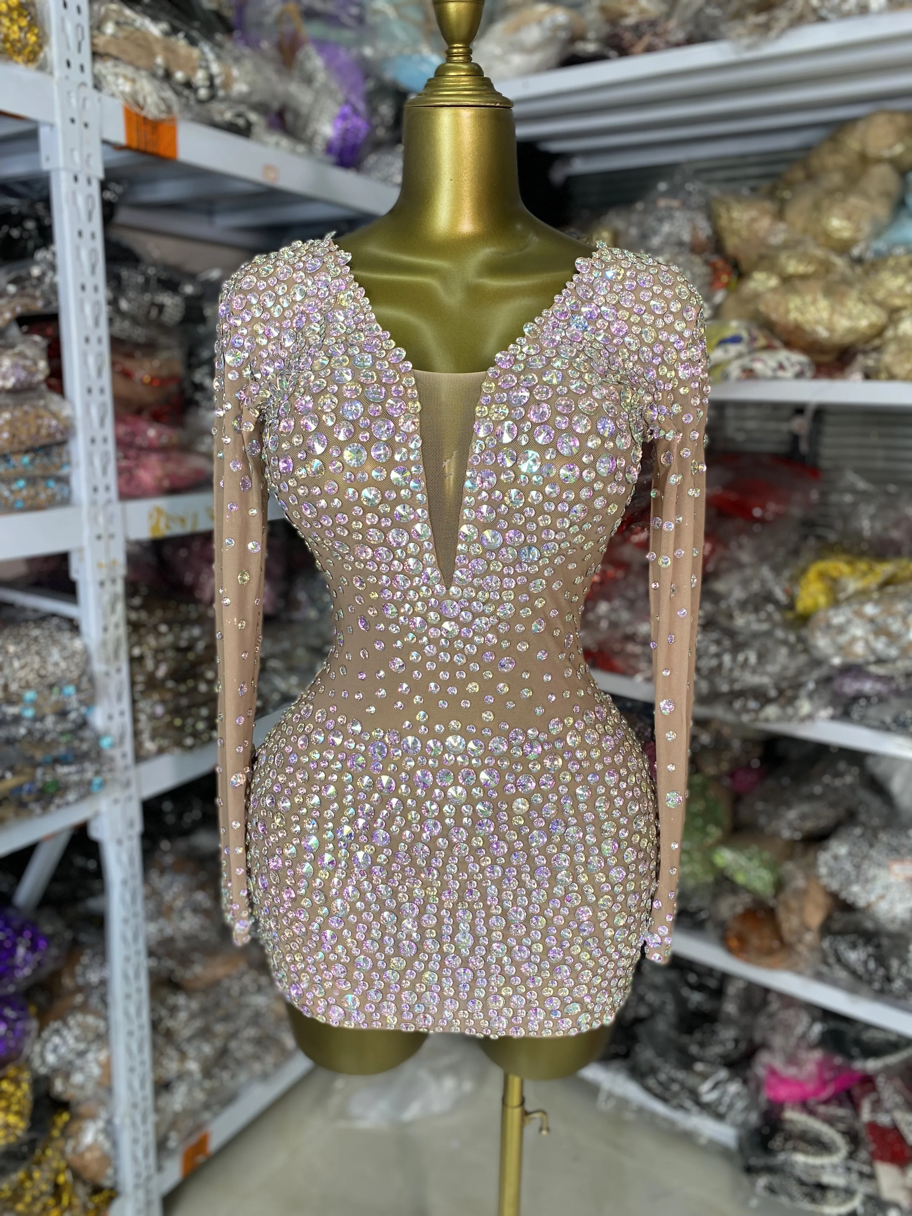 المرأة الفاخرة الملونة الراين طويلة الأكمام Bodycon عيد ميلاد صغير المشاهير مساء نادي فستان الحفلات التسلق المرحلة ازياء