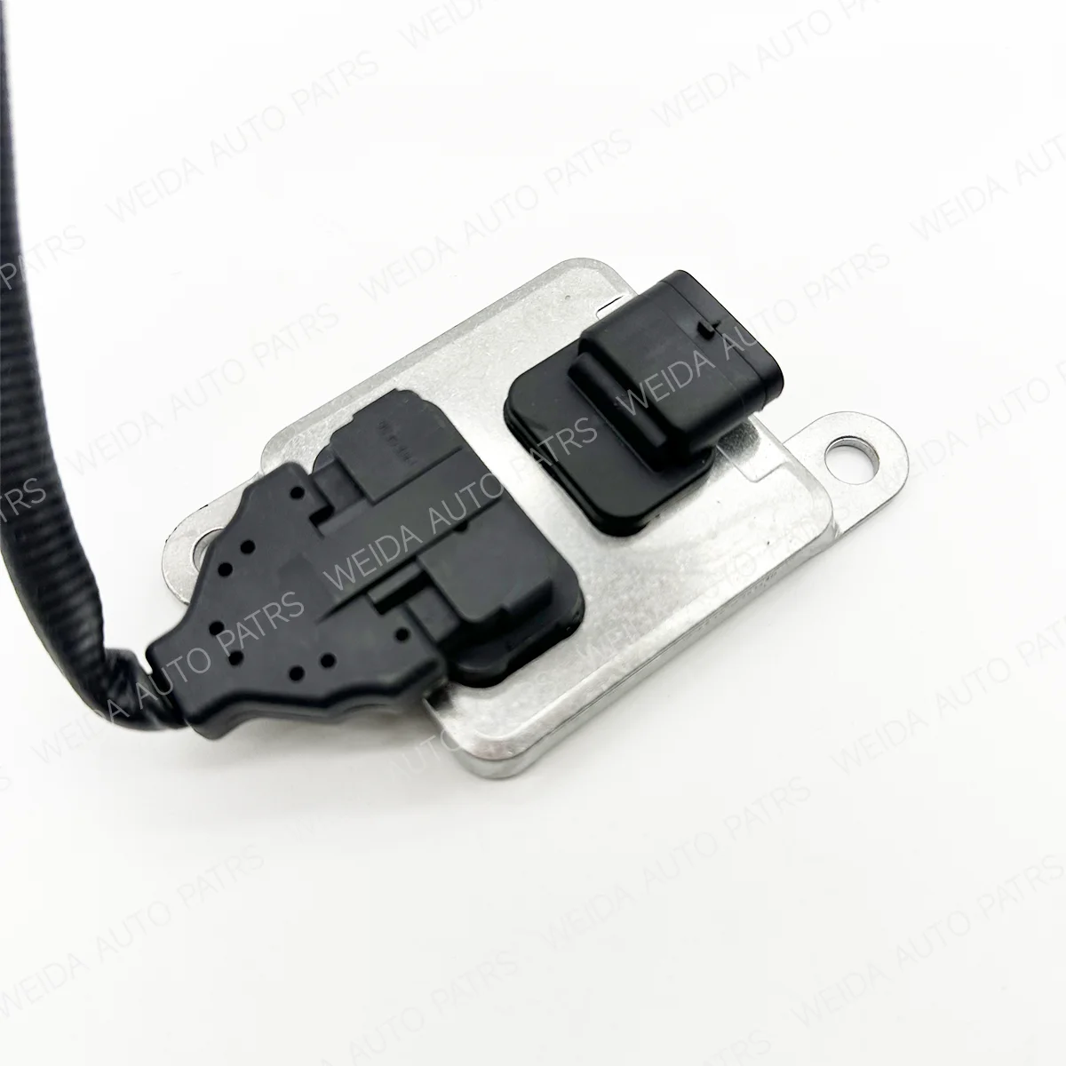 5WK96703 เอ 0009050126   เซ็นเซอร์ NOX 12V เซ็นเซอร์ออกซิเจนไนโตรเจน