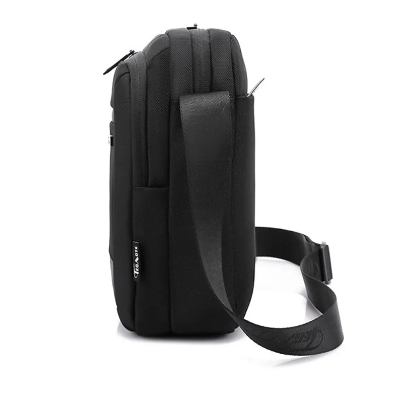 Men's Crossbody Bag Adjustable Shoulder Straps Multiple Pockets for Daily And Commuting Use Fashionable Male Accessory