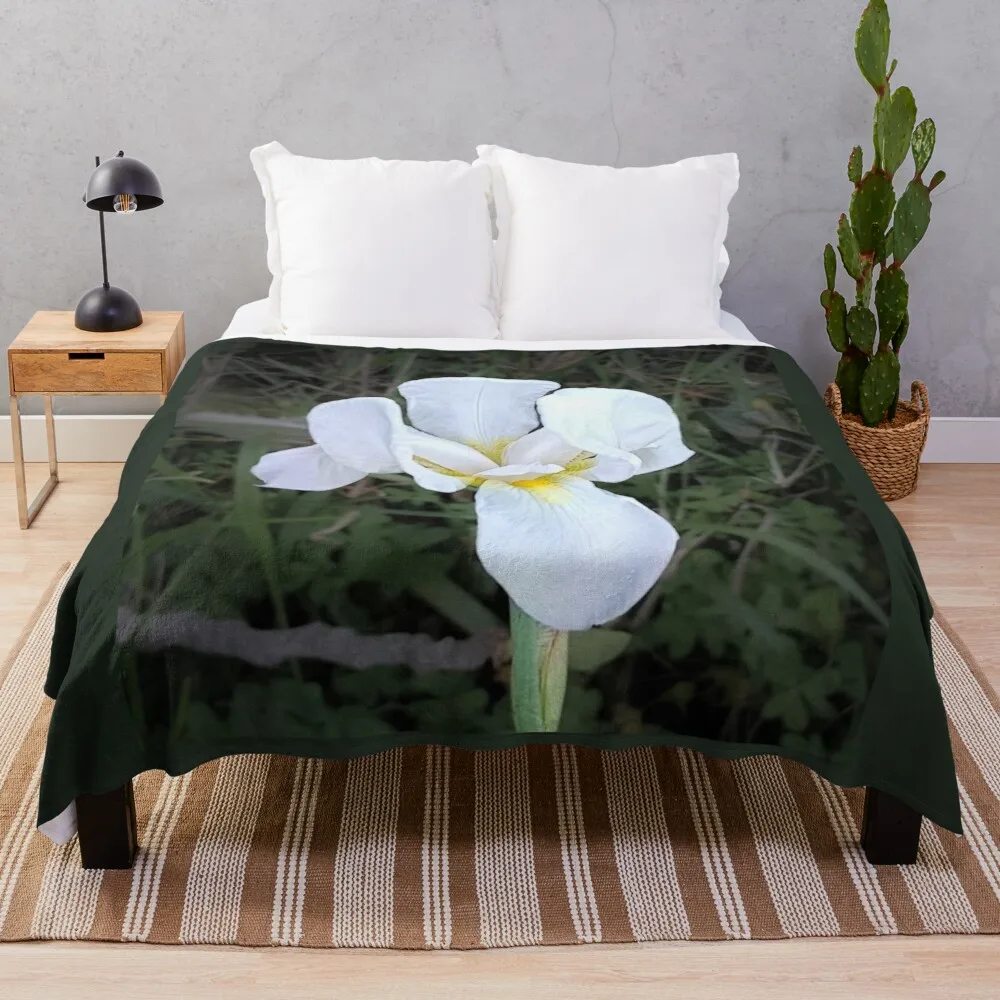 

White, wild iris Throw Blanket Hair Luxury Designer Summer Blankets