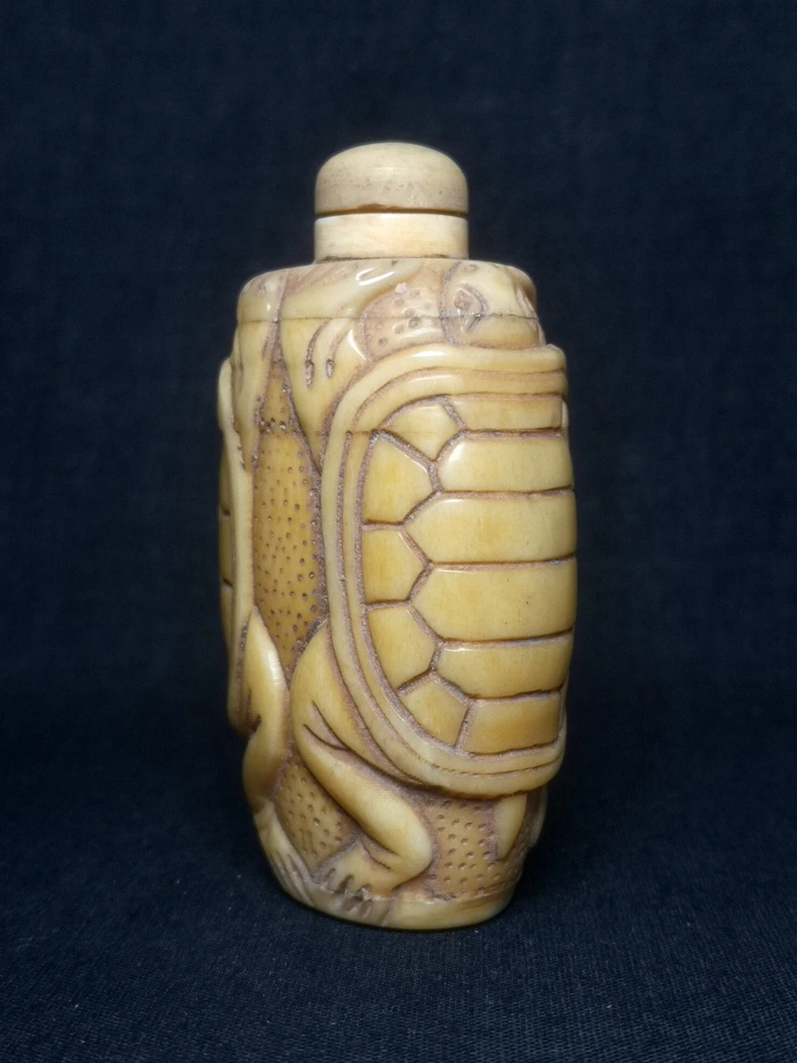 CULTUER ART Collection Ornaments Asian China Old Hand Carved Lovely Turtle statue Snuff Bottles Family Decoration gift
