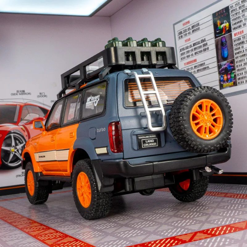 1:24 Toyota Land Cruiser LC80 alloy off-road vehicle model steering shock absorber with acousto-optic door can be opened
