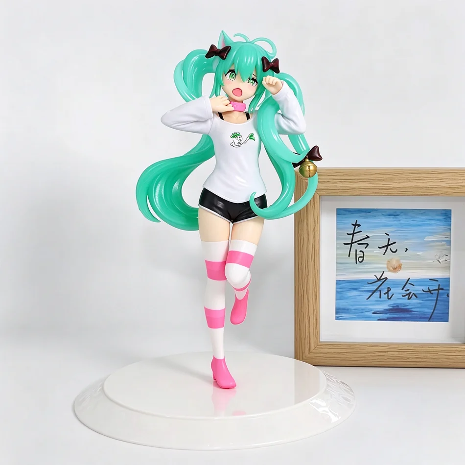 Hatsune Miku Neko T-Shirt Ver Figure, Anime Girl  PVC Collectible Model Kawaii Desk Decor Gift