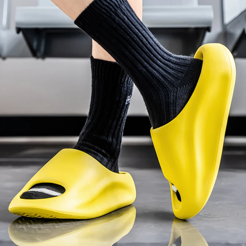 

2025 кокосовые тапочки, женские сандалии, пара обуви на толстой подошве, легкие и универсальные модные тапочки большого размера