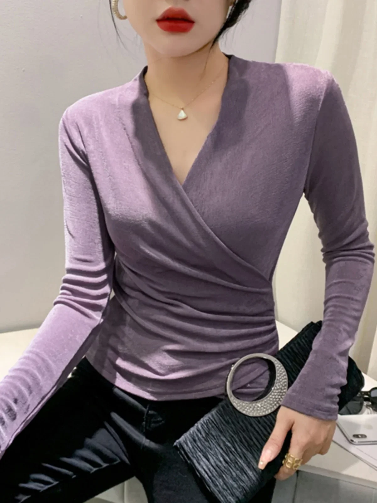 

2024 Autumn Spring Crossed V Neck Folds T Shirts Lady Long Sleeve High Stretch Tops Elegant Soft Tee Shirt For Woman L254