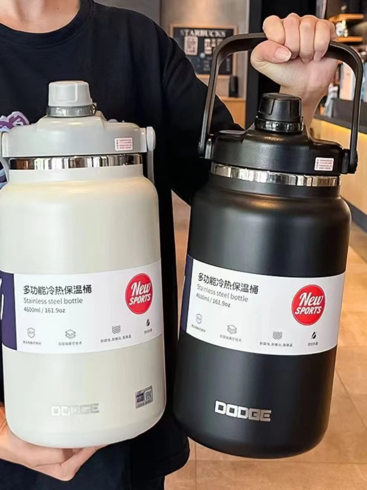 

Dodge Large Capacity Insulated Water Bottle 4600ML Outdoor Travel Car Camping Stainless Steel Drinkware with Straw Cup