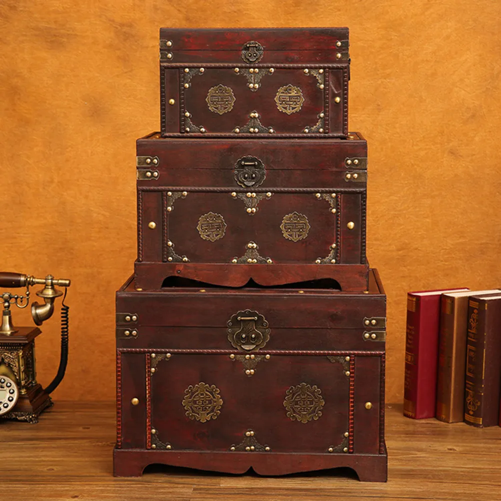 Retro Wooden Treasure Box Vintage Jewelry Storage Case Decorative Keepsake Box for Cosplay Photography Prop Rustic Home Office