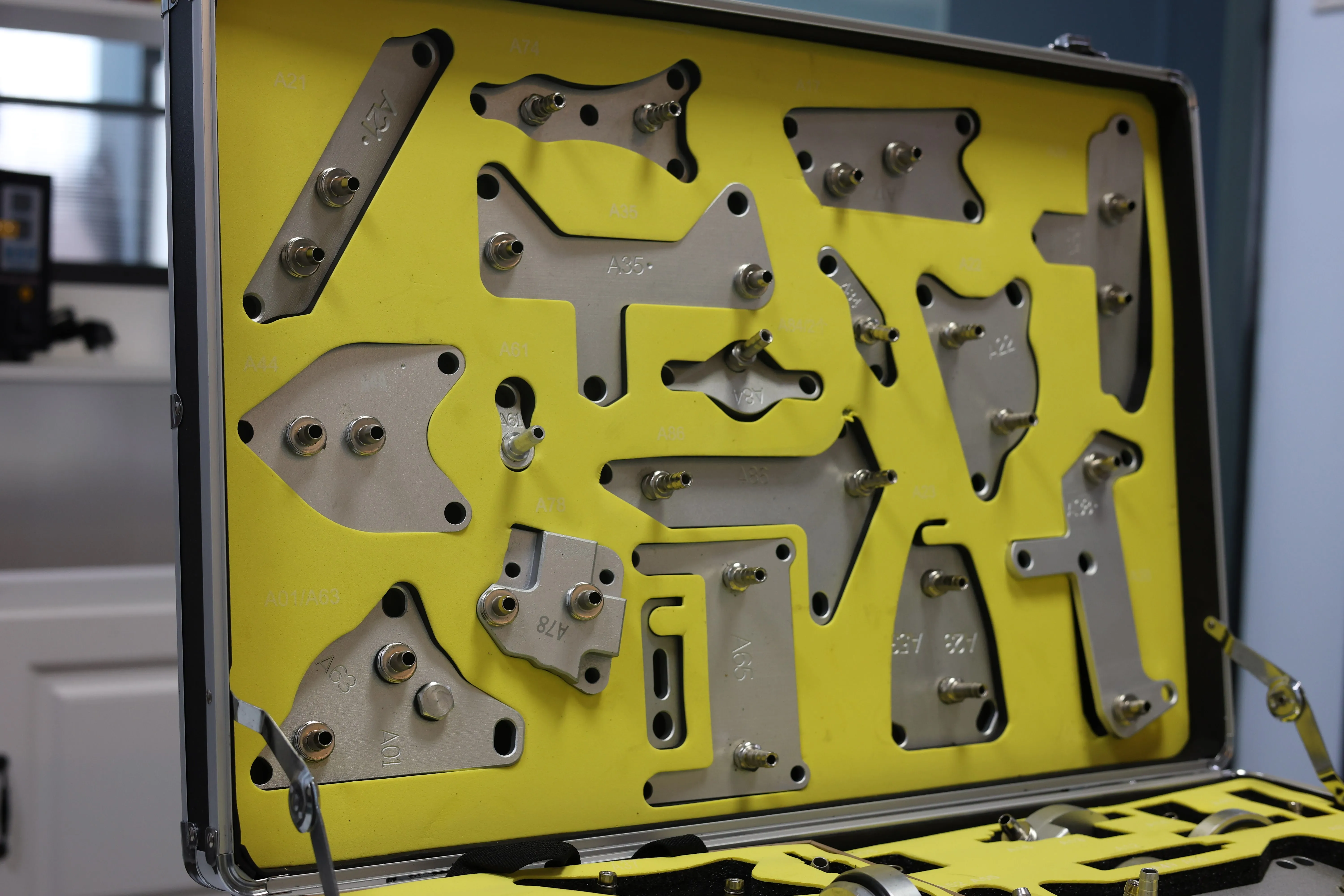 130 قطعة موصل تغيير زيت ناقل الحركة 130 قطعة محول فلوشير ATF موصل ألومنيوم #6